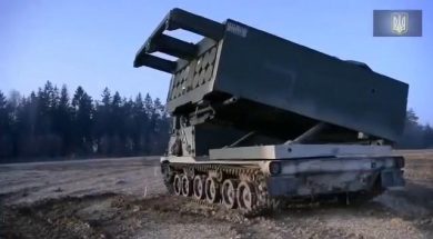 MLRS, i missili a lungo raggio che gli Usa daranno all’Ucraina | video