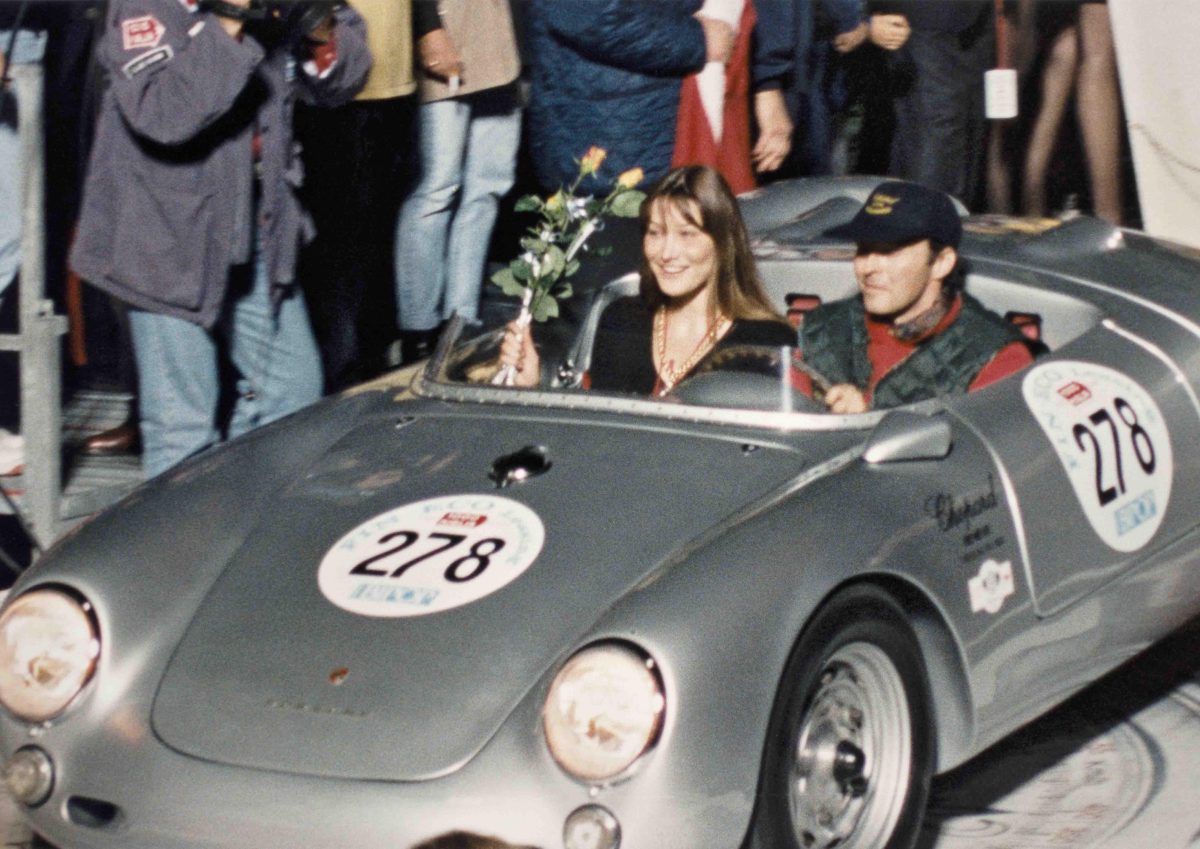 Galleria foto 'La moda protagonista su strada' - foto 23