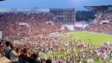 Pioli is on fire, il coro dei tifosi del Milan | video