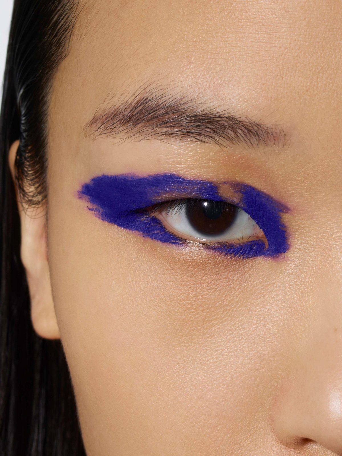 Galleria foto 'Off-White sbarca nell’universo beauty con «Paperwork»' - foto 25