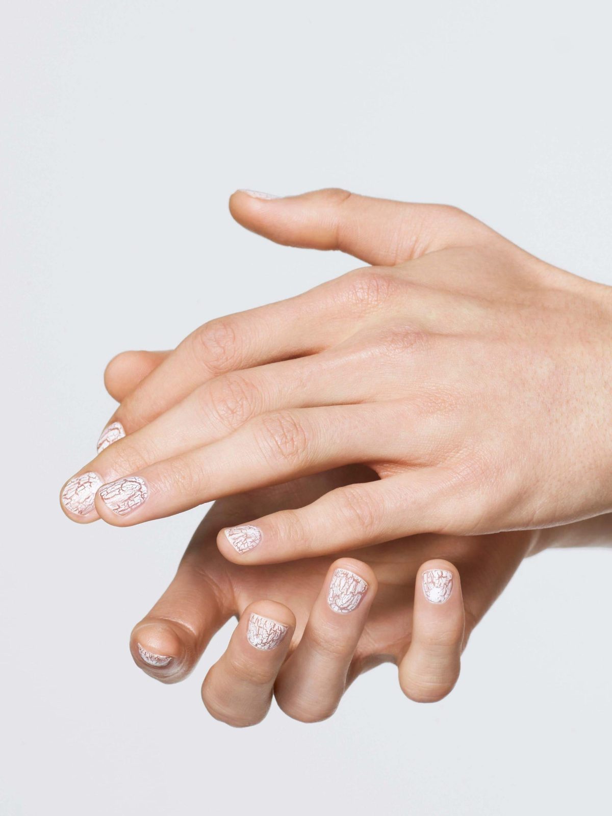 Galleria foto 'Off-White sbarca nell’universo beauty con «Paperwork»' - foto 30