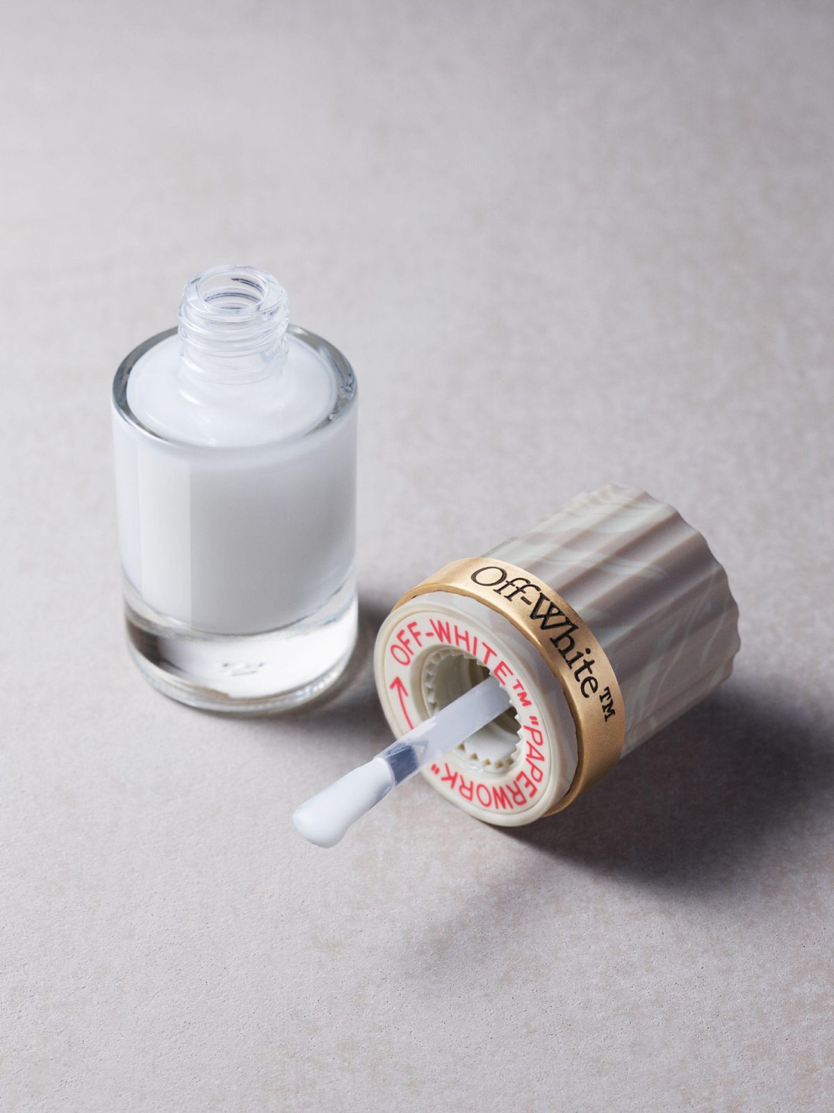 Galleria foto 'Off-White sbarca nell’universo beauty con «Paperwork»' - foto 31