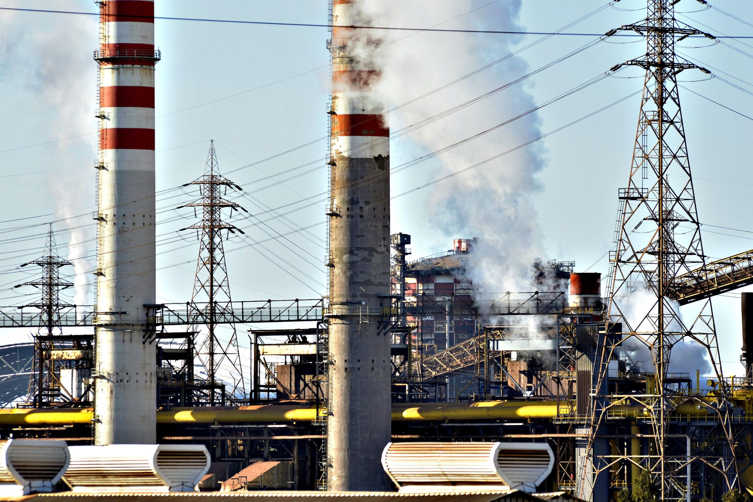 Il Governo rischia di crollare per l’Ilva e l’alleanza Pd-M5S a Taranto