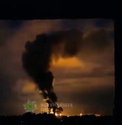 Missili su centro commerciale ad Odessa | video