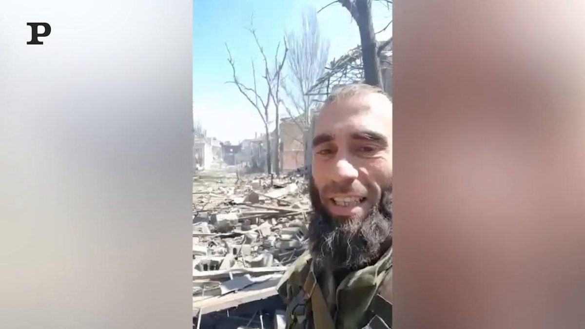 Galleria foto 'Donbass, assalto a Popasna: ecco come si combatte casa per casa | Video' - foto 3