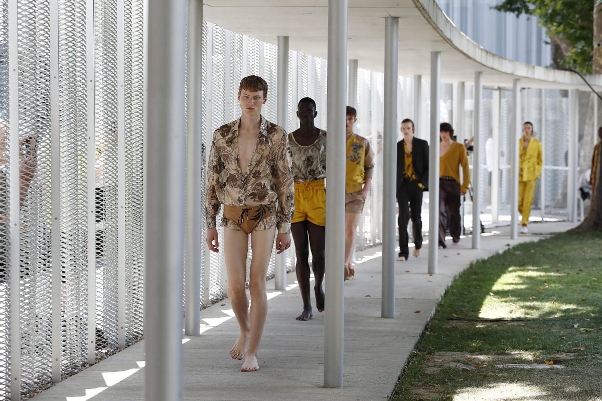 Galleria foto 'Poesia, eleganza e stile da Etro, Fendi e Prada' - foto 3