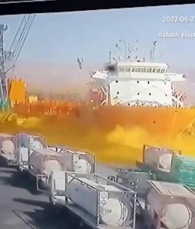 Giordania, cade container: gas tossico provoca 13 morti