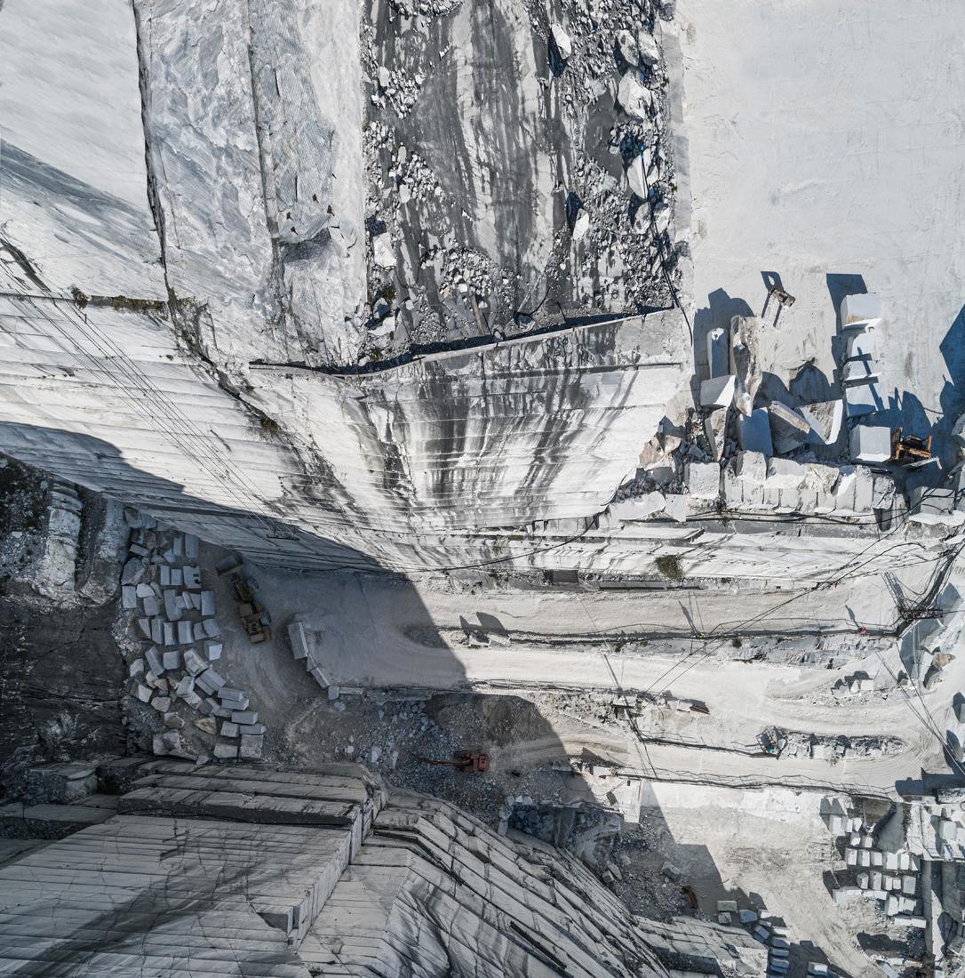 Invictus Versilys e la sostenibile leggerezza del marmo