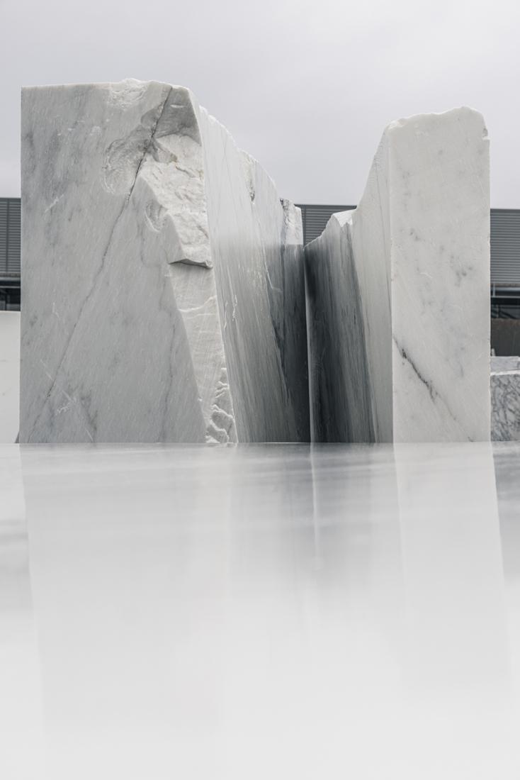 Invictus Versilys e la sostenibile leggerezza del marmo