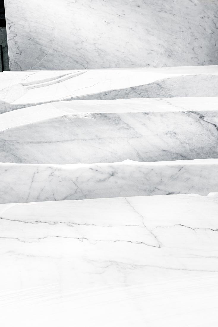 Invictus Versilys e la sostenibile leggerezza del marmo