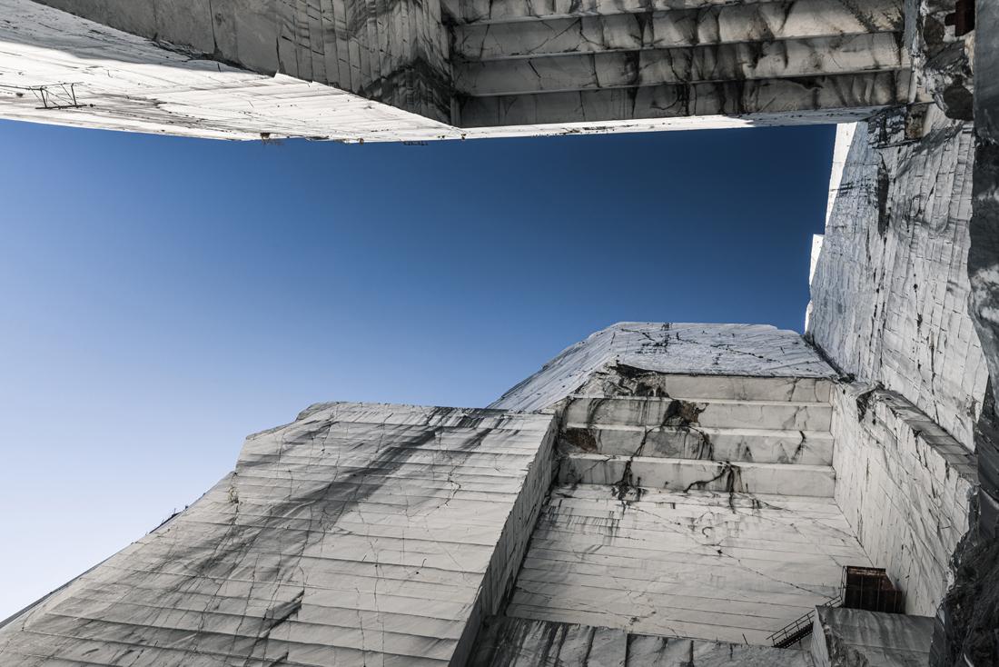 Invictus Versilys e la sostenibile leggerezza del marmo