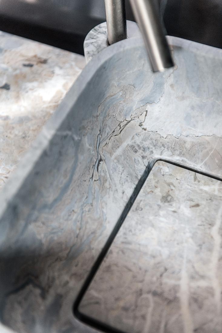 Invictus Versilys e la sostenibile leggerezza del marmo