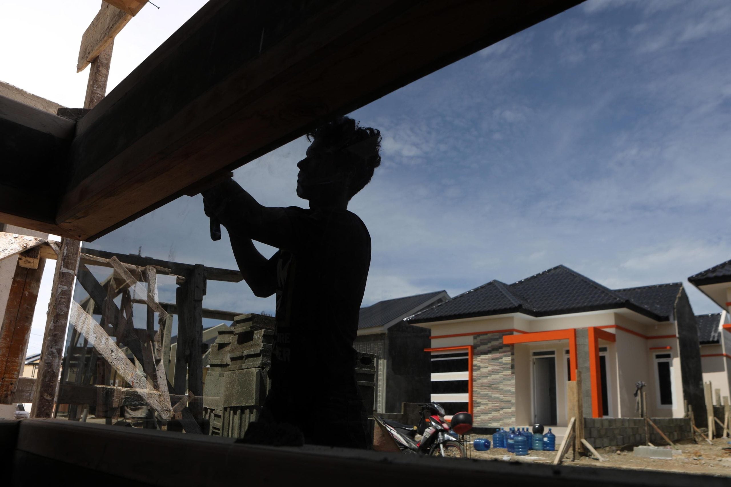 La busta paga di un operaio perde 1.250 euro in un anno