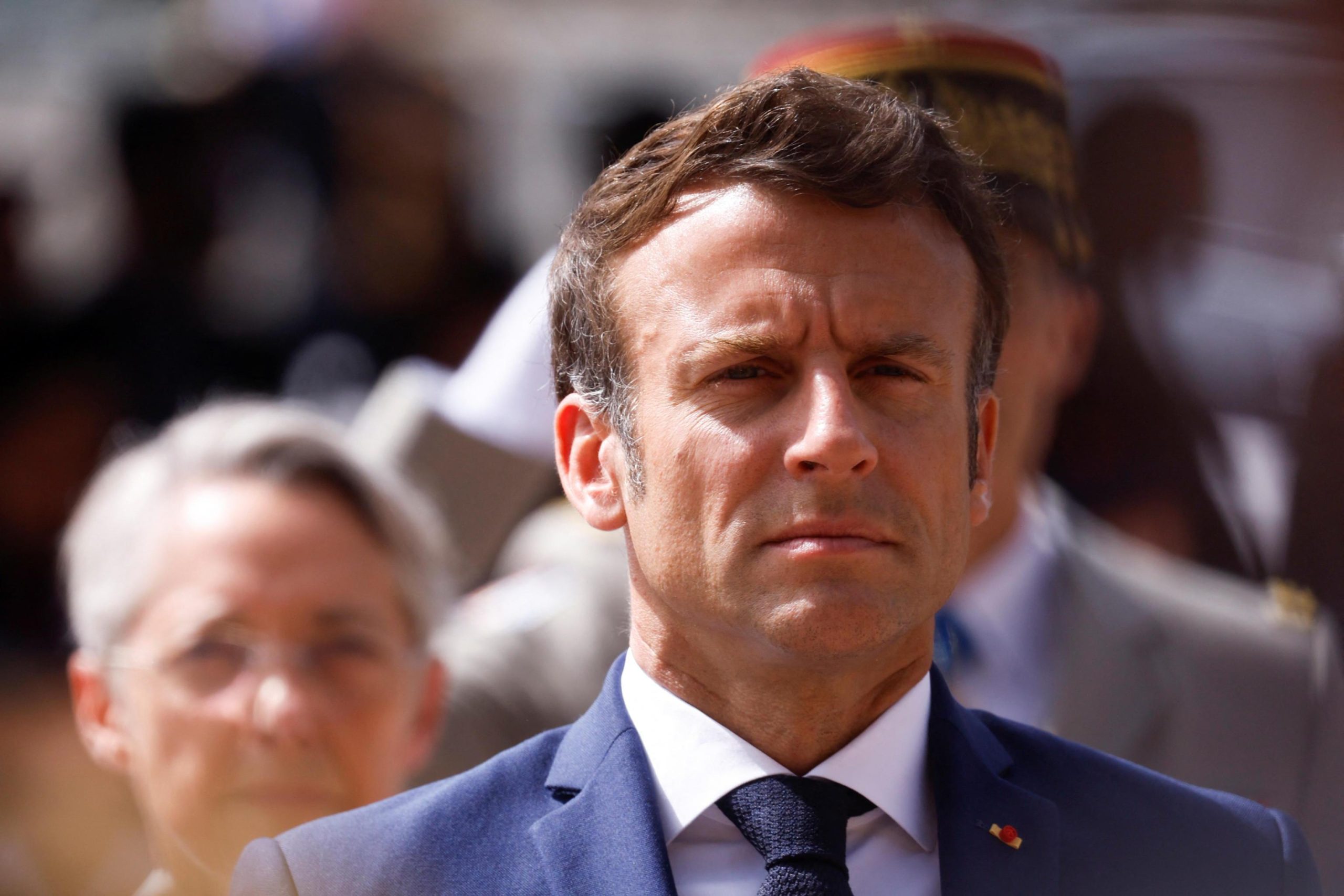 Macron sconfitto, Francia ingovernabile