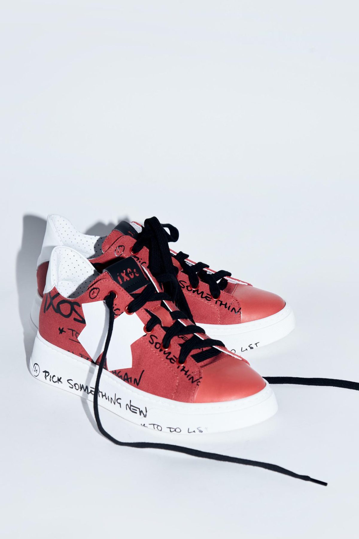 Galleria foto 'A Pitti Uomo lo sportswear prende il fascino esotico dell’estate' - foto 9