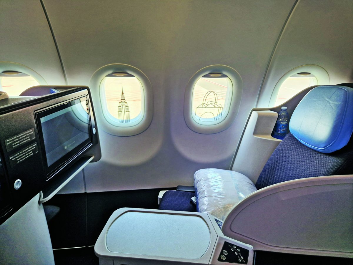 Galleria foto 'Abbiamo volato nell’aereo tutto Business Class' - foto 5