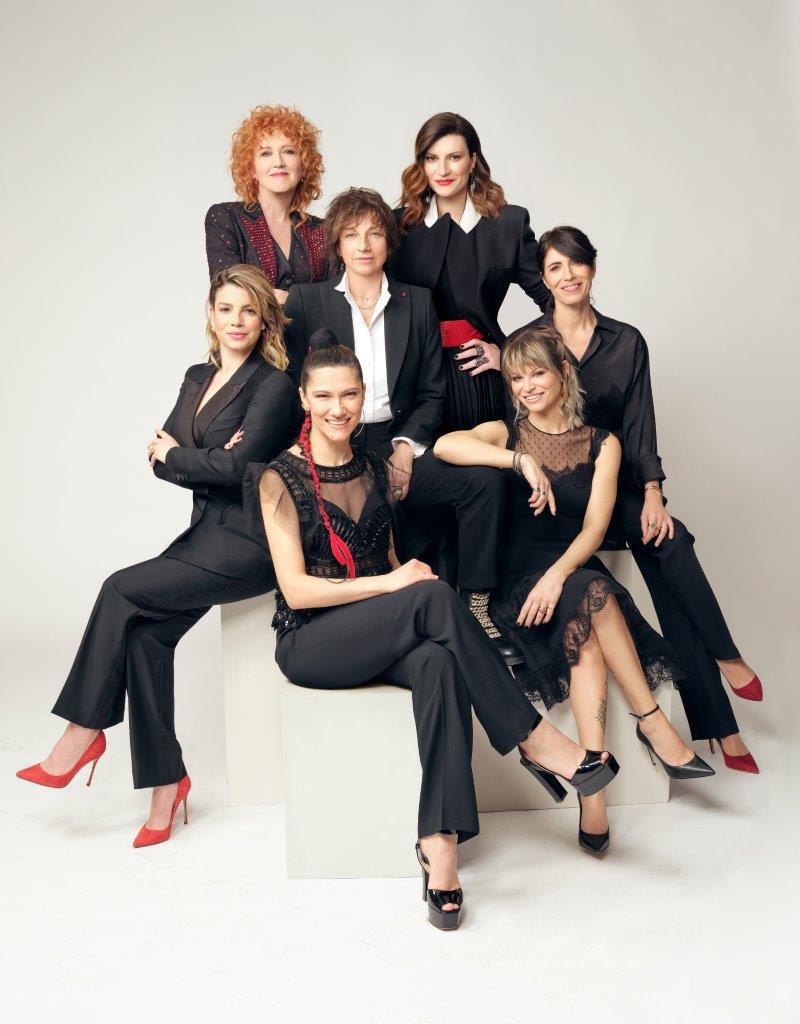 Una, nessuna, centomila: le cantanti italiane insieme contro la violenza sulle donne Una, nessuna, centomila: le cantanti italiane insieme contro la violenza sulle donne