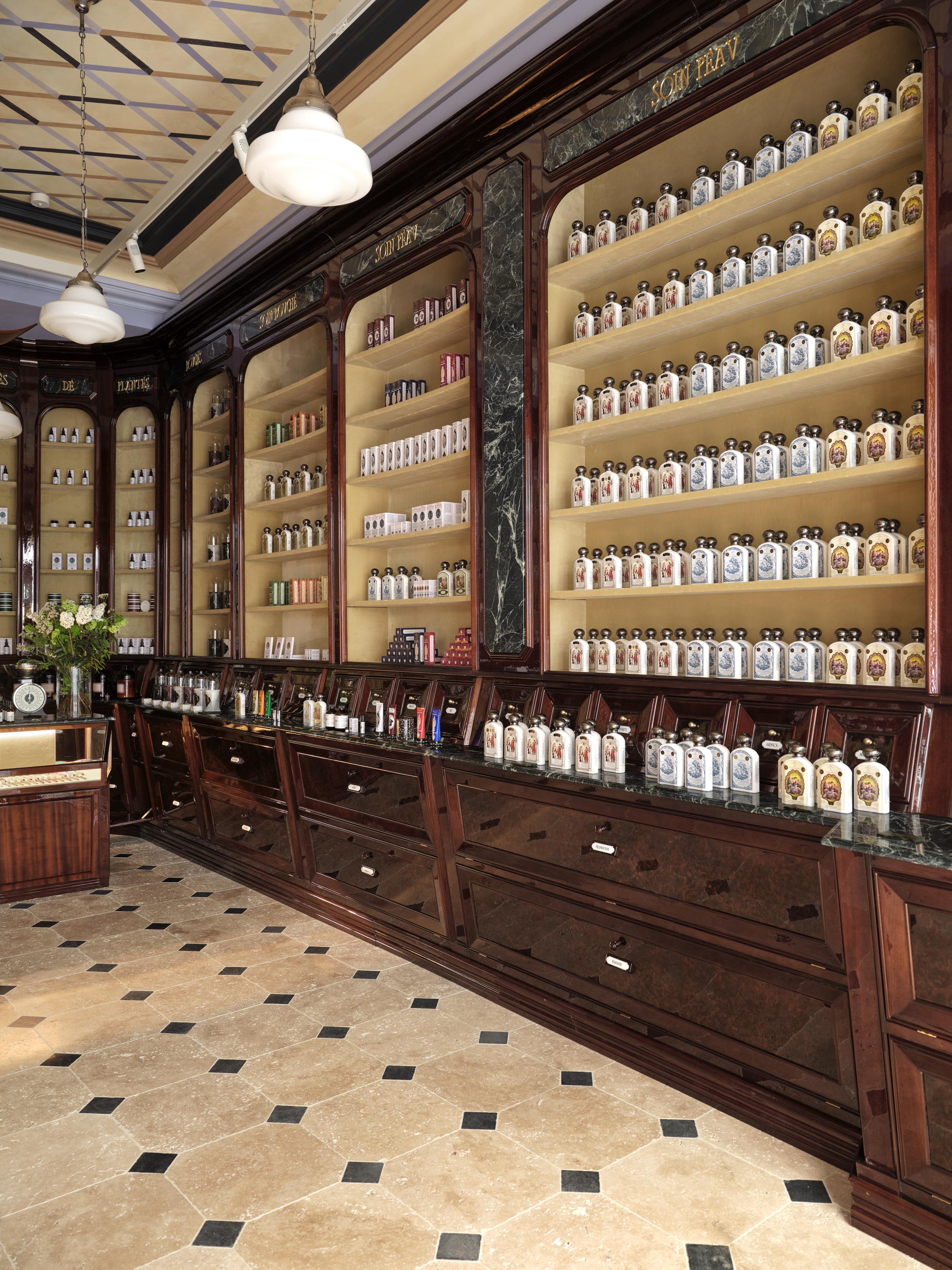 Officine Universelle Buly arriva a Milano