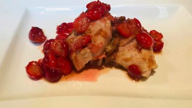 Cuciniamo insieme: medaglioni bardati in salsa di ciliegie