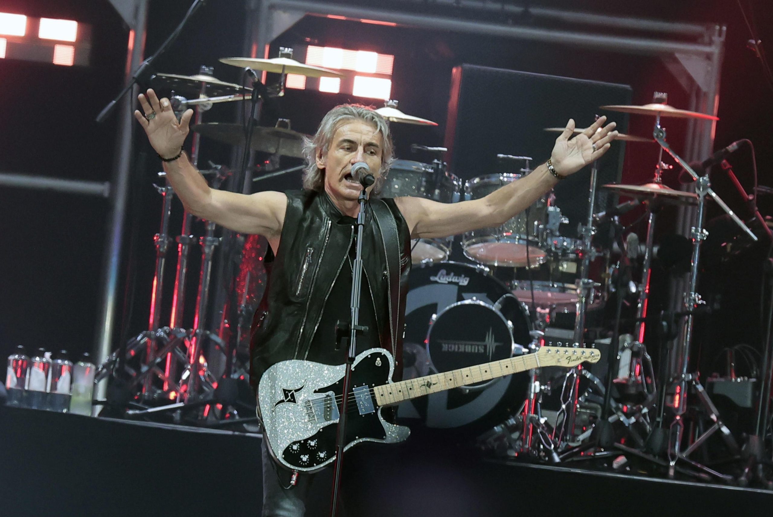 Ligabue: la scaletta del concerto-festa di Campovolo Ligabue: la scaletta del concerto-festa di Campovolo