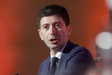 Le promesse disattese da Speranza, il Ministro che ha deluso la sanità