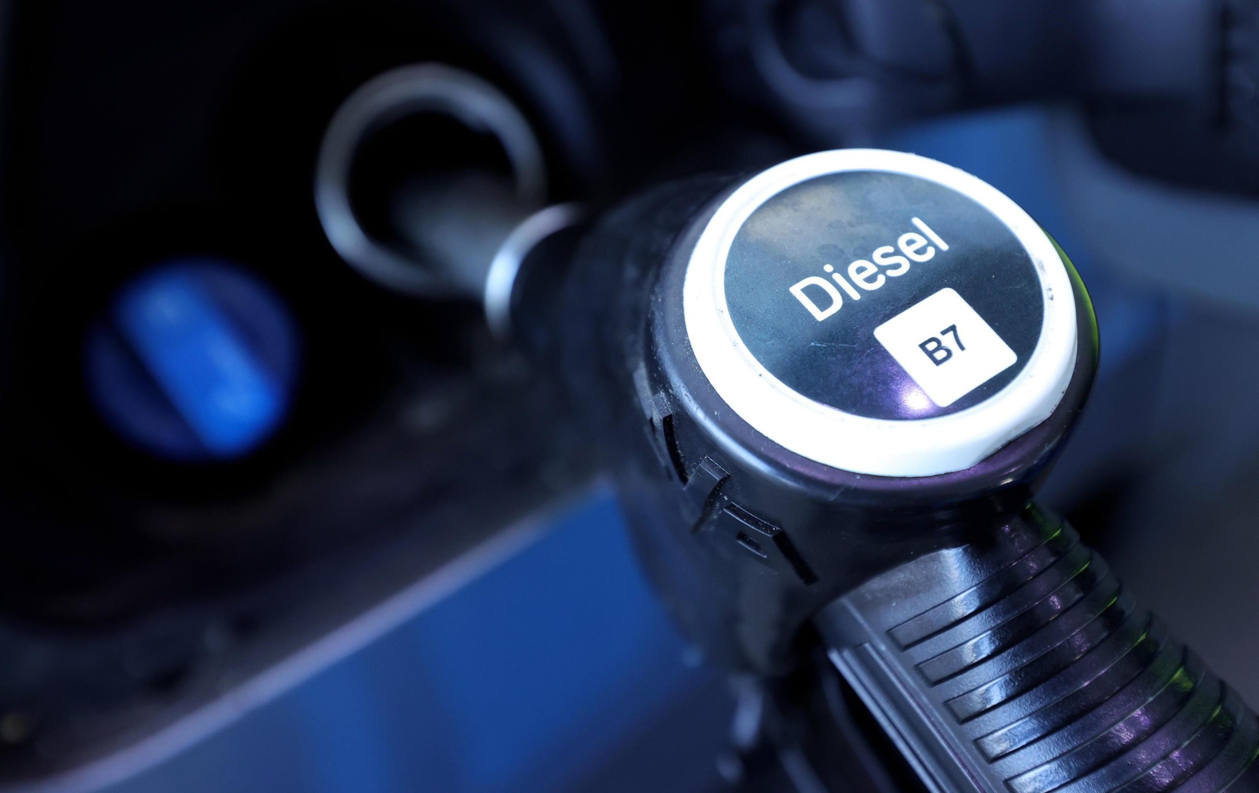 Bonus benzina da 200 euro: come funziona e a chi spetta Bonus benzina da 200 euro: come funziona e a chi spetta