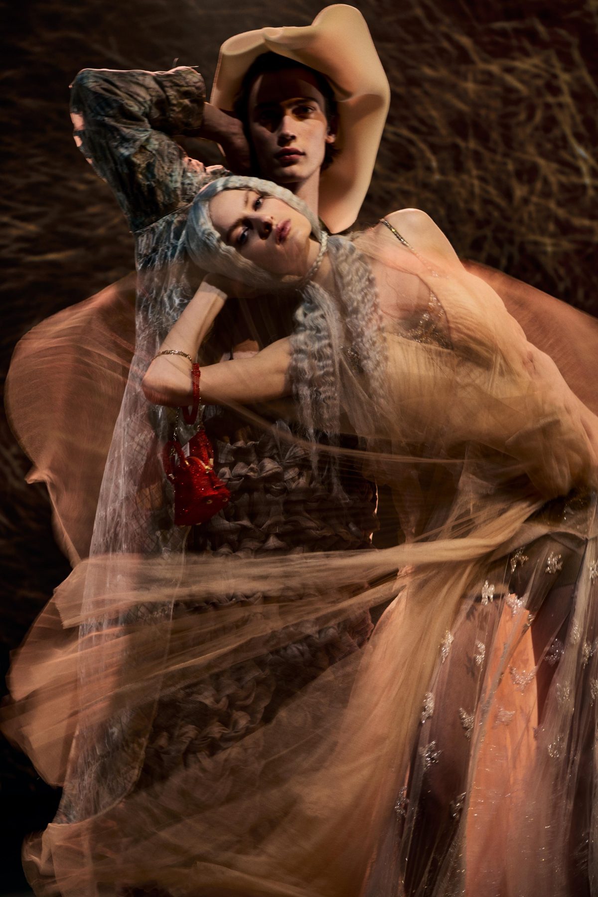 Galleria foto 'L’Haute Couture ritrova la bellezza di un tempo' - foto 3