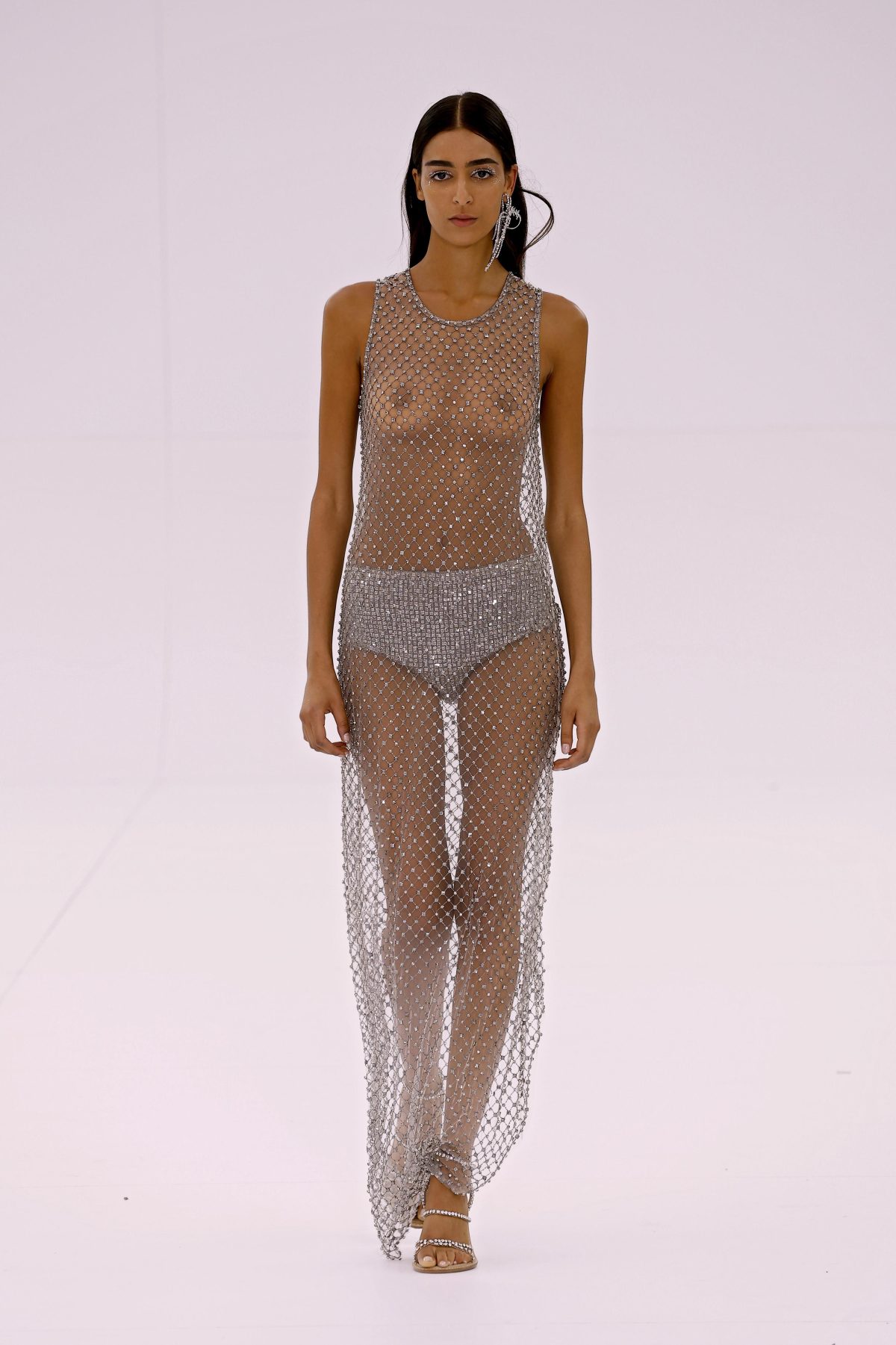 Galleria foto 'L’Haute Couture ritrova la bellezza di un tempo' - foto 7