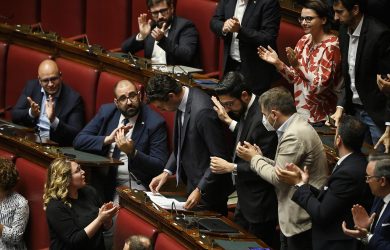 “Ecco cosa c’è dietro la crisi che sta distruggendo il governo ed il M5S”