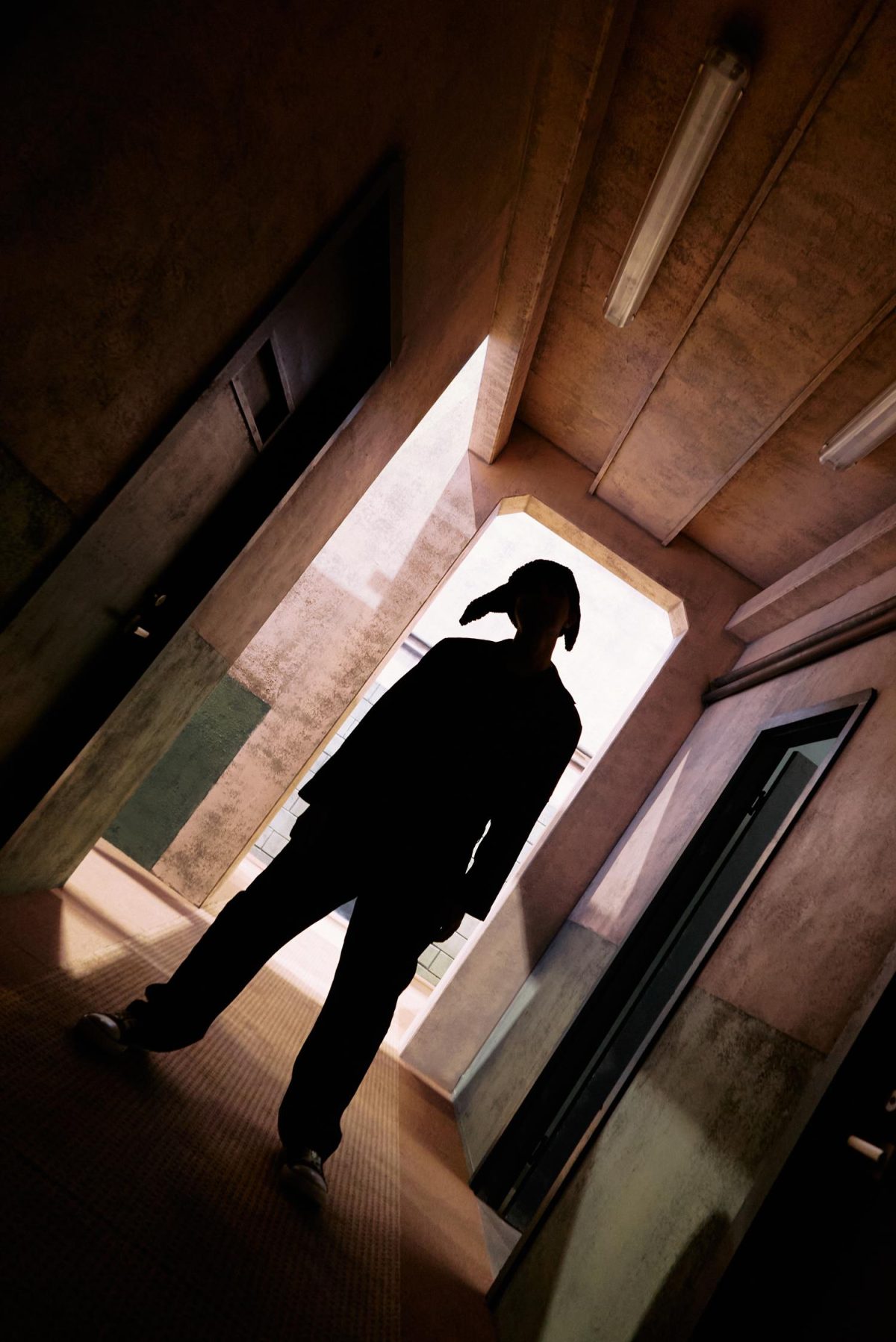 Galleria foto 'L’universo di j-hope, tra il mito di Pandora e un Jack in the Box' - foto 18