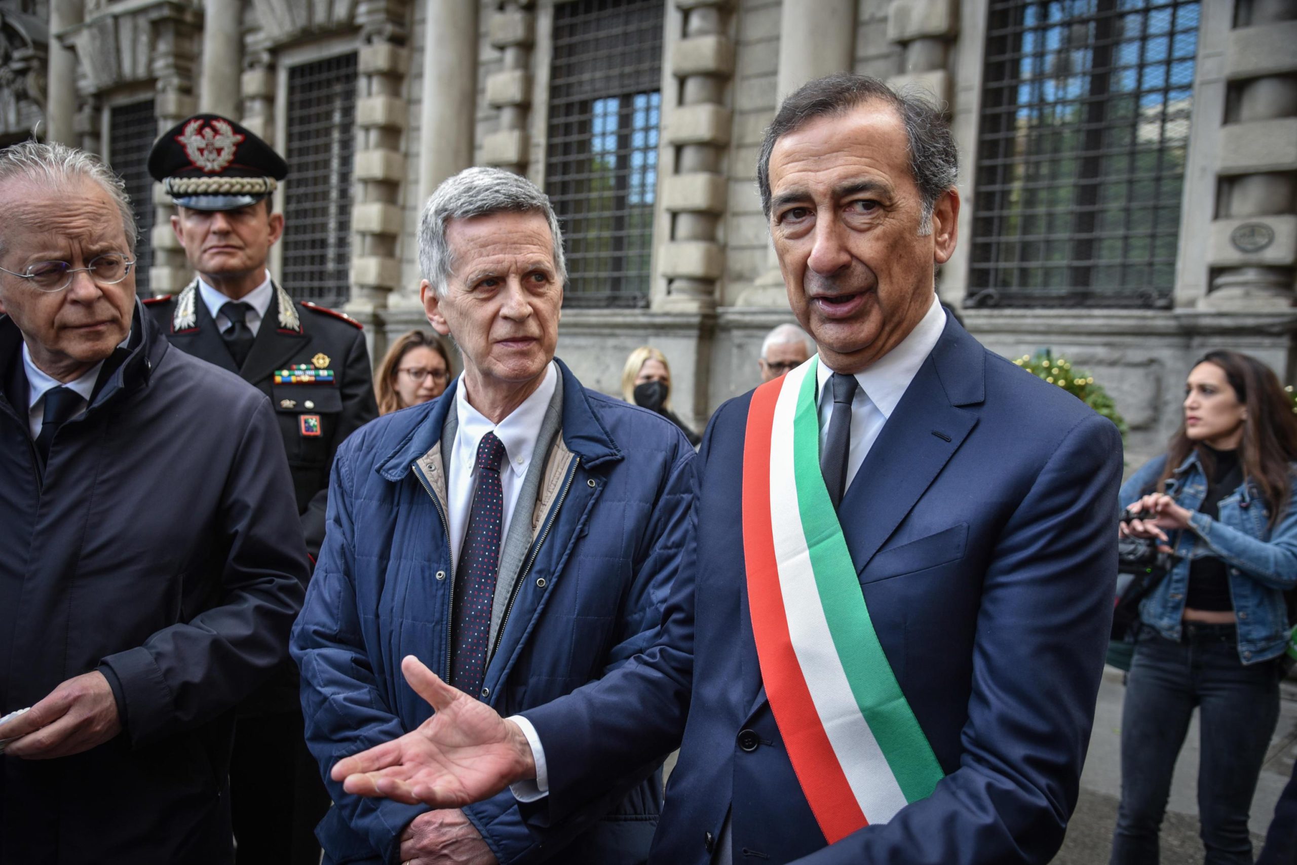 Quei sindaci che non ci mettono la faccia, come Beppe Sala