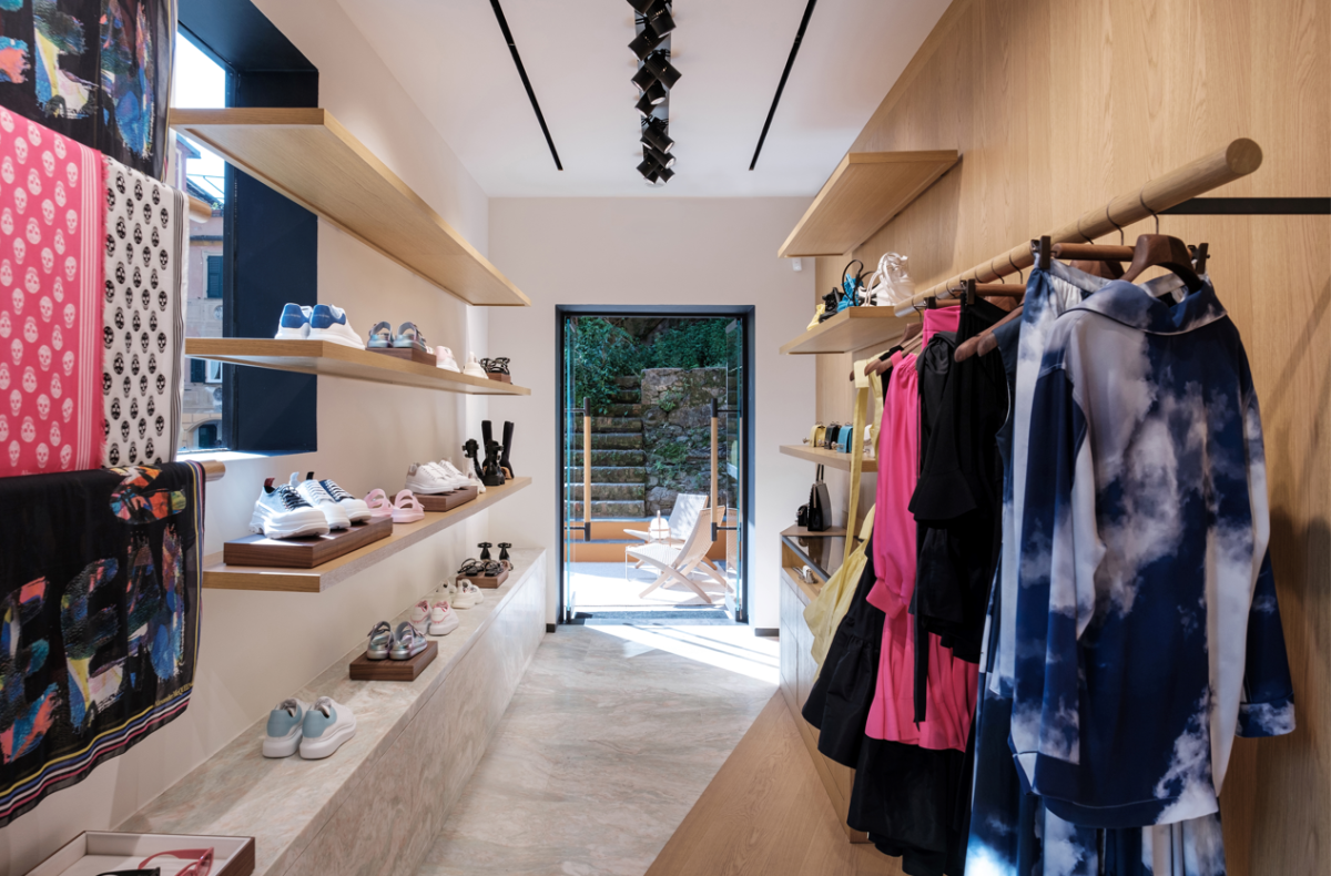 Galleria foto 'Nuove boutique dal sapore estivo' - foto 4