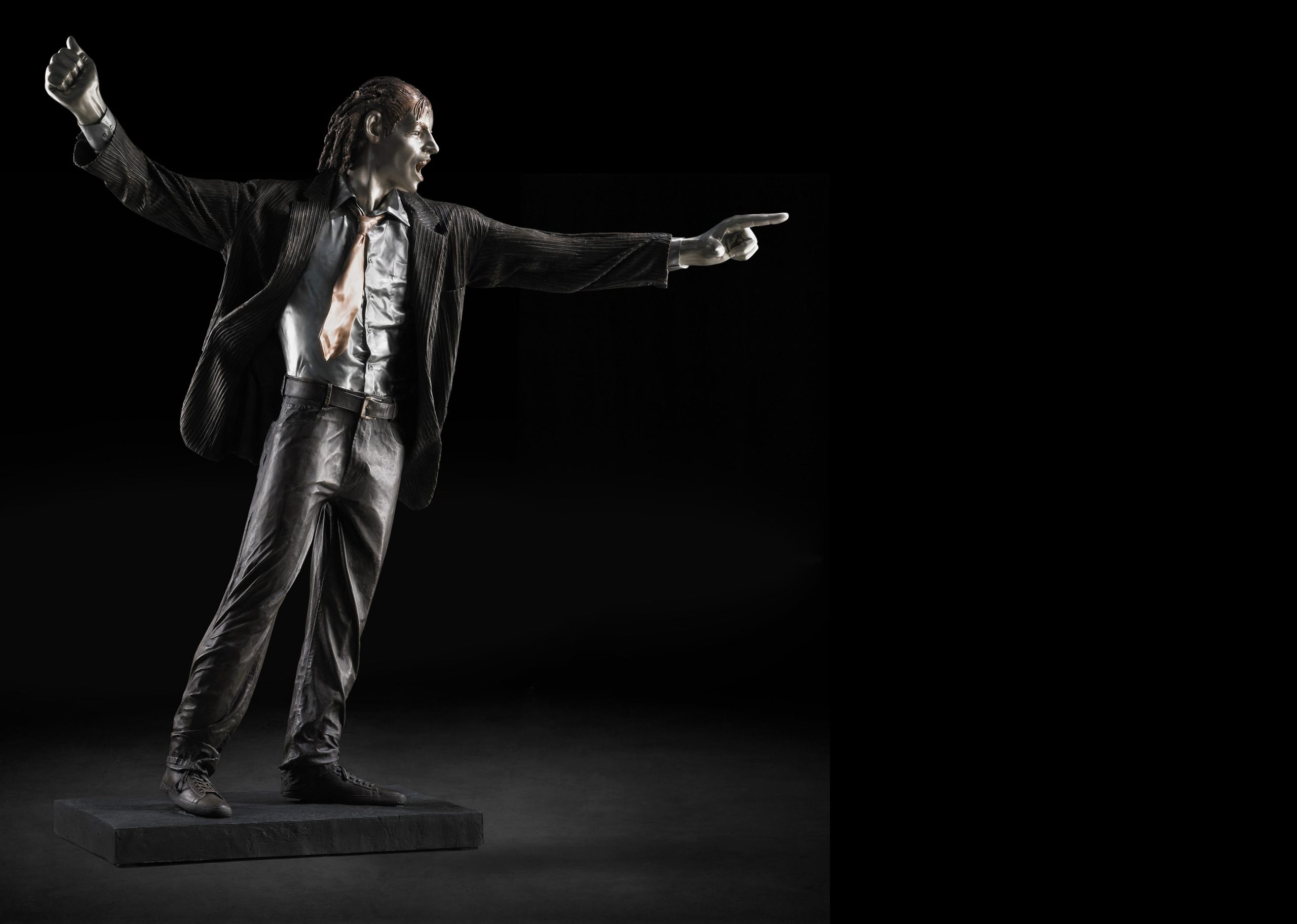 Giuliano Vangi: il corpo a corpo con il reale di uno scultore