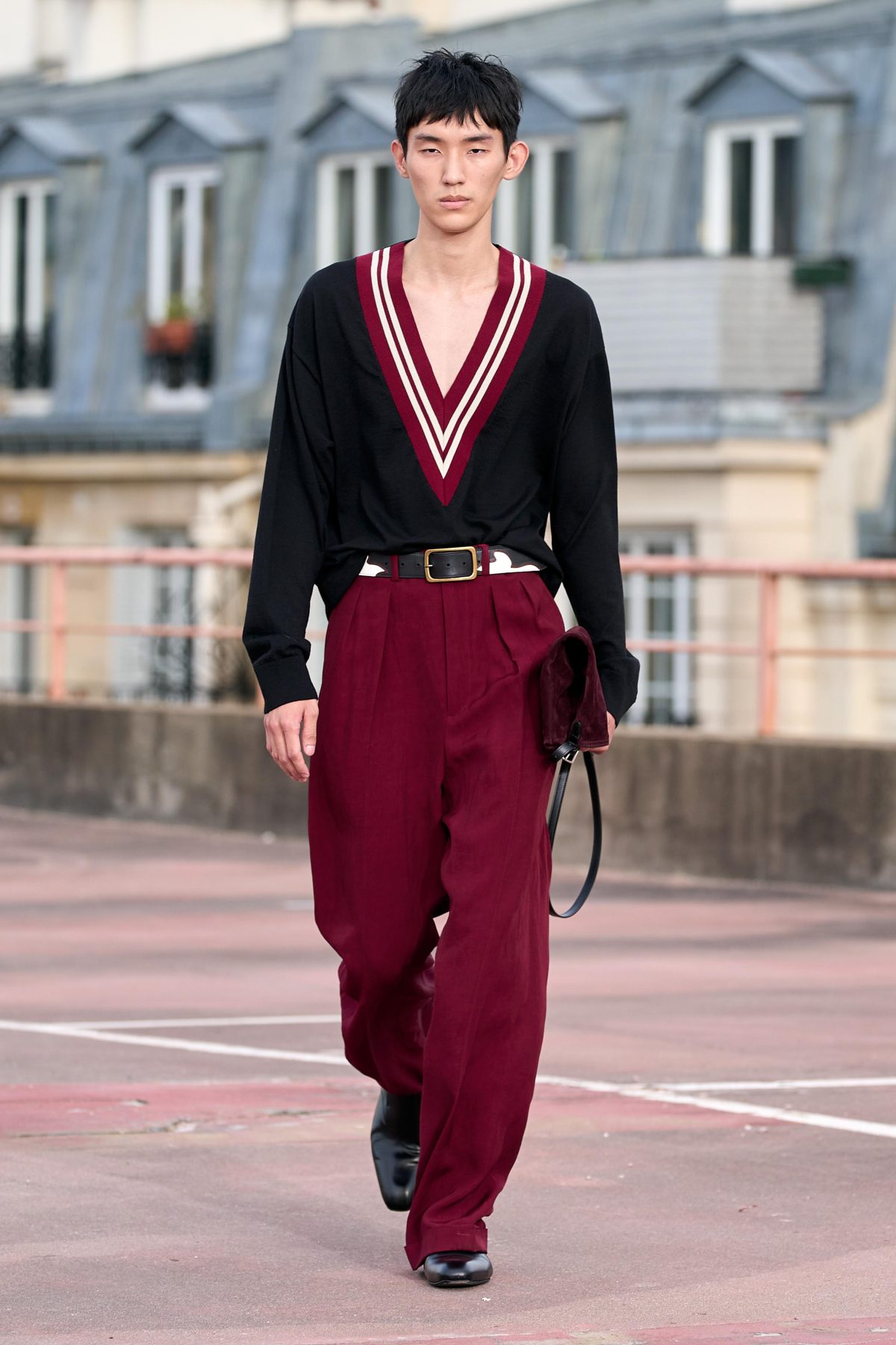 Galleria foto 'Ribellione o tradizione. Tu da che parte stai?' - foto 3