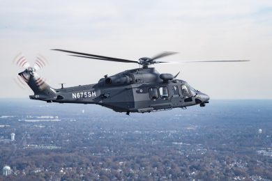 Leonardo, consegne all’Usaf e primo volo del nuovo elicottero per l’Esercito italiano