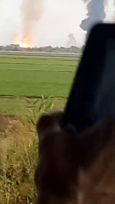 Deposito di armi russo in Crimea colpito da missili ucraini | video