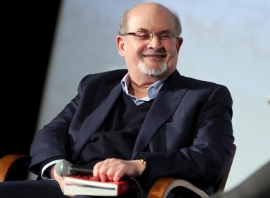 Rushdie e la lunga memoria degli estremisti