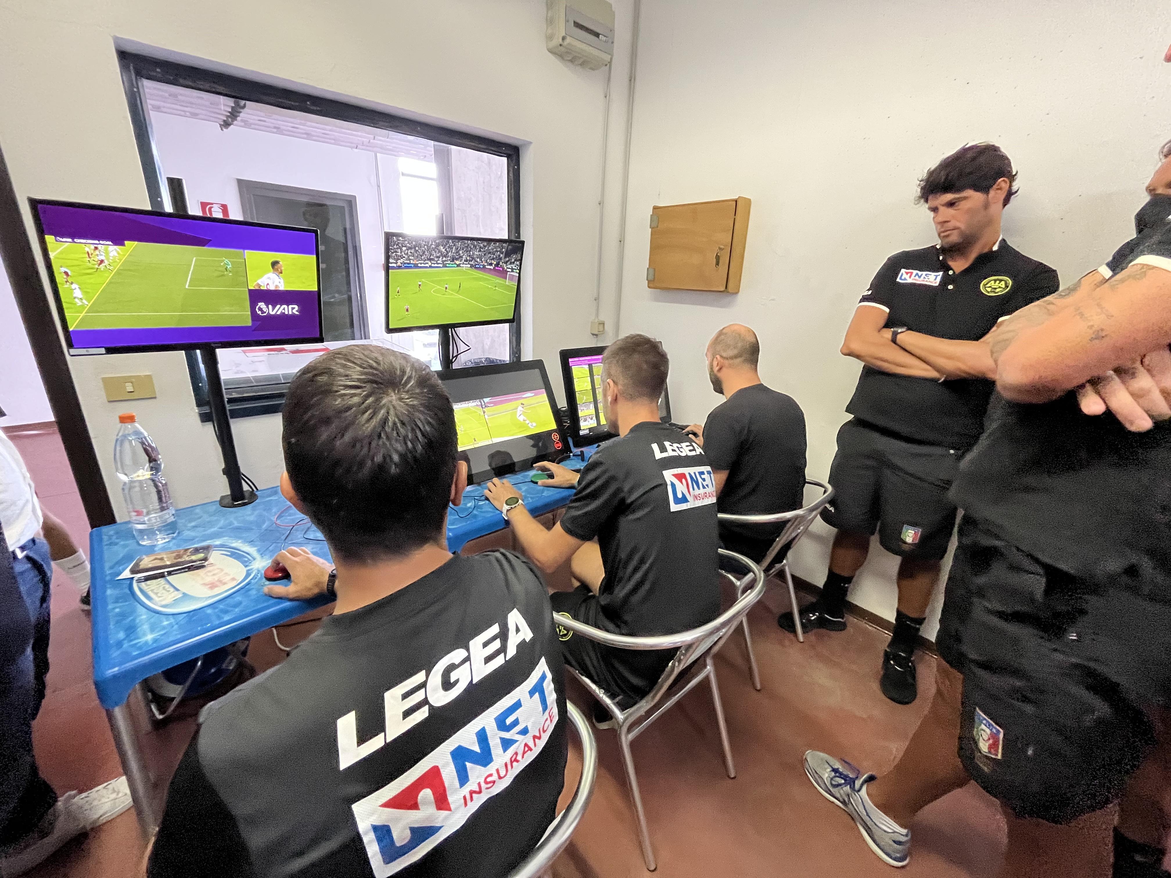 La fabbrica degli arbitri