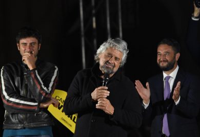 Di Battista attacca Grillo; dopo il Pd anche il M5S dà una mano al centrodestra