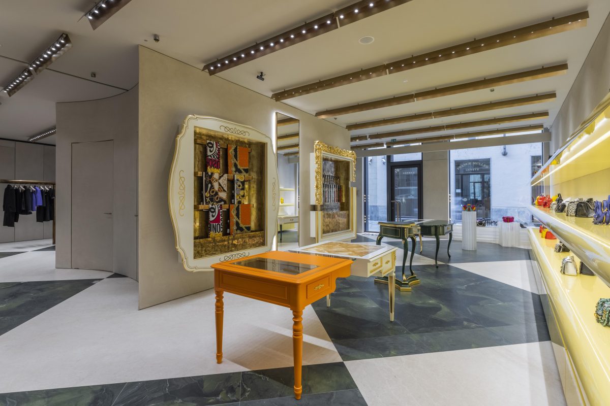 Galleria foto 'Moschino lancia un nuovo concept architettonico per il suo flagship store' - foto 7