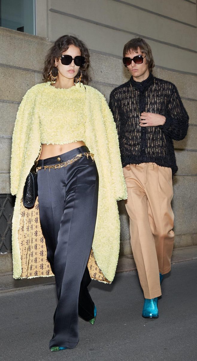 Glam rock, sfarzoso, pratico o alieno. Quale look copiare dalla Milano Fashion Week