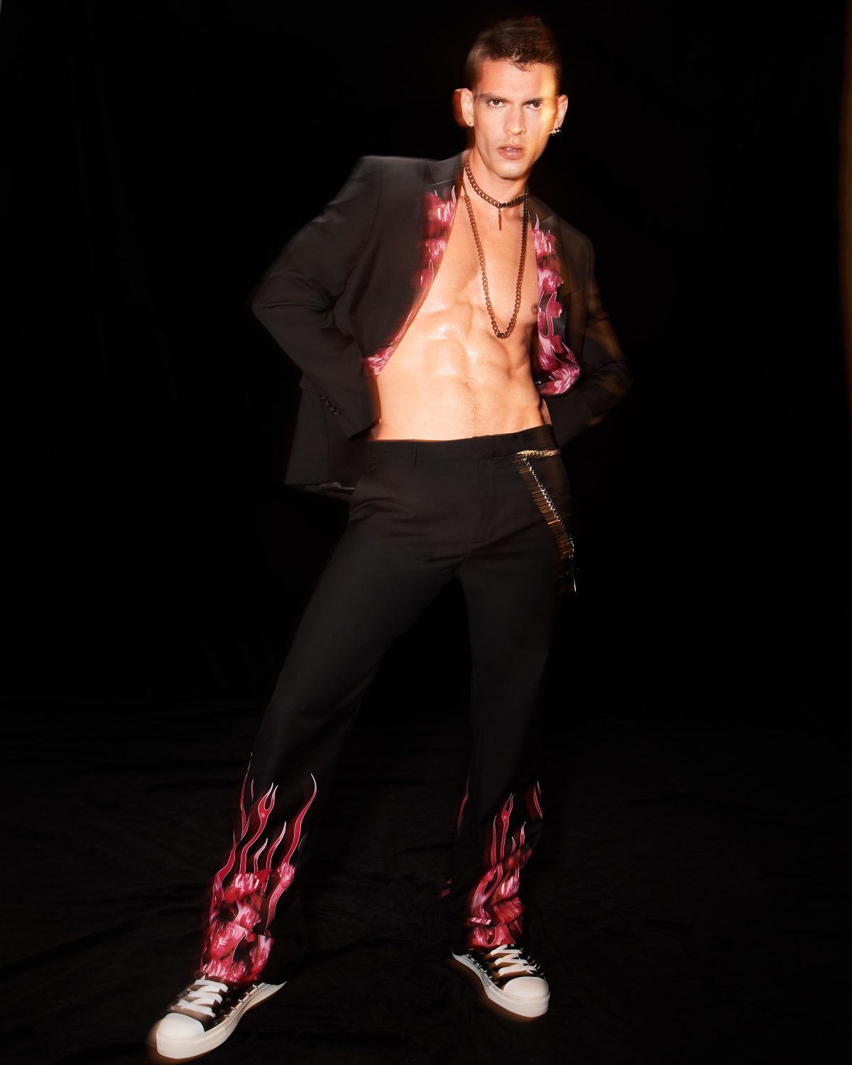 Galleria foto 'Glam rock, sfarzoso, pratico o alieno. Quale look copiare dalla Milano Fashion Week' - foto 2