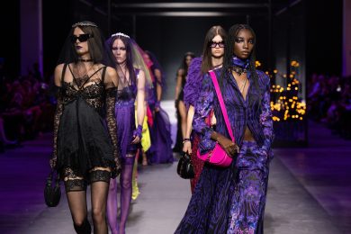 Glam rock, sfarzoso, pratico o alieno. Quale look copiare dalla Milano Fashion Week