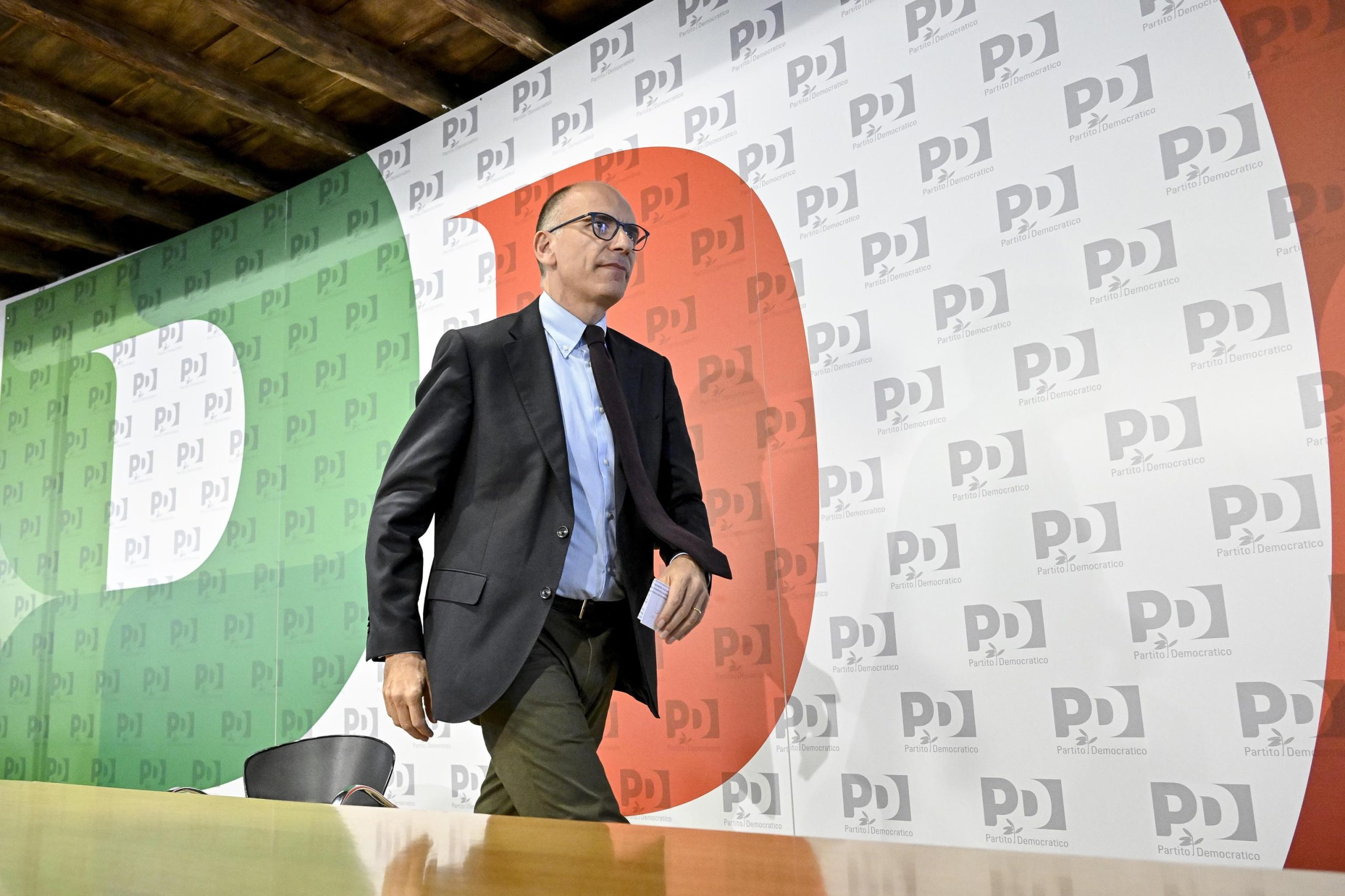 Il centrosinistra ed il Pd collassano dei difetti e negli errori di sempre Il centrosinistra ed il Pd collassano dei difetti e negli errori di sempre