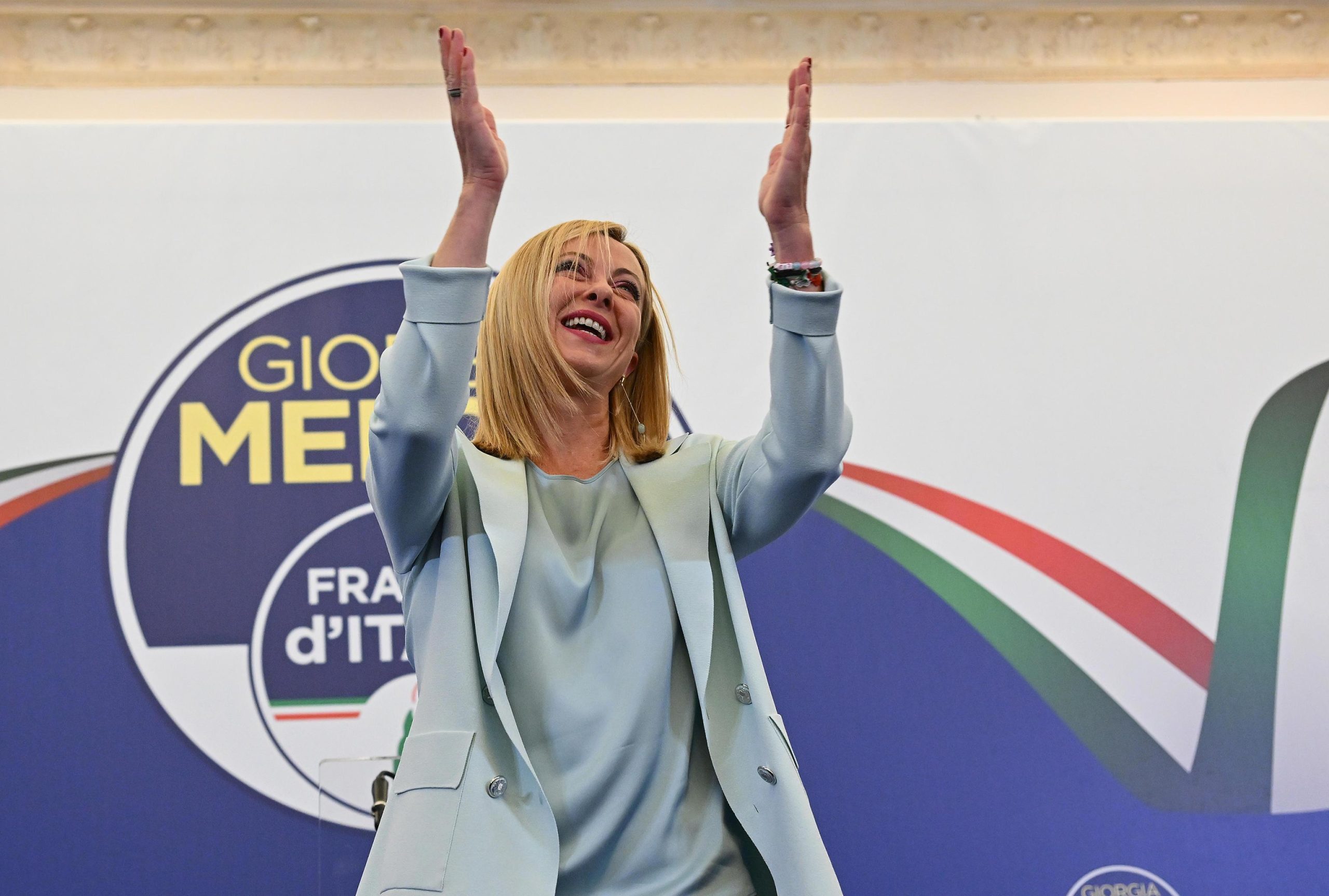 No: la Meloni non è isolata sul piano internazionale