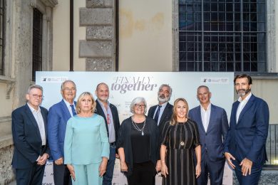 #Finallytogether: sette fiere della moda riunite insieme