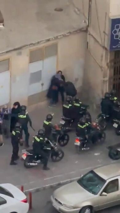 Violenze contro le donne in protesta a Teheran | video