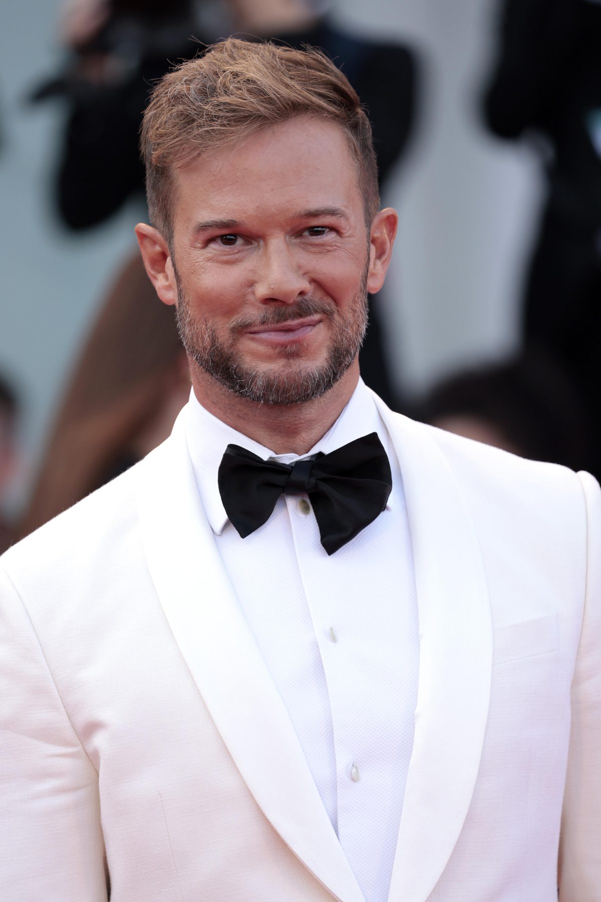 Galleria foto 'Armani Beauty fa brillare i volti maschili alla Biennale del Cinema di Venezia' - foto 8