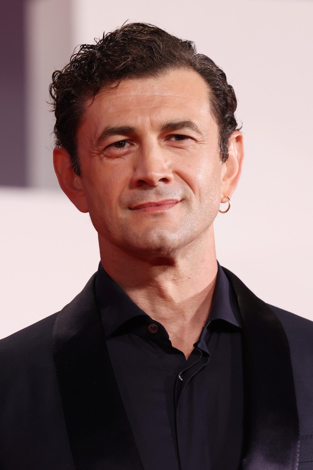 Galleria foto 'Armani Beauty fa brillare i volti maschili alla Biennale del Cinema di Venezia' - foto 17