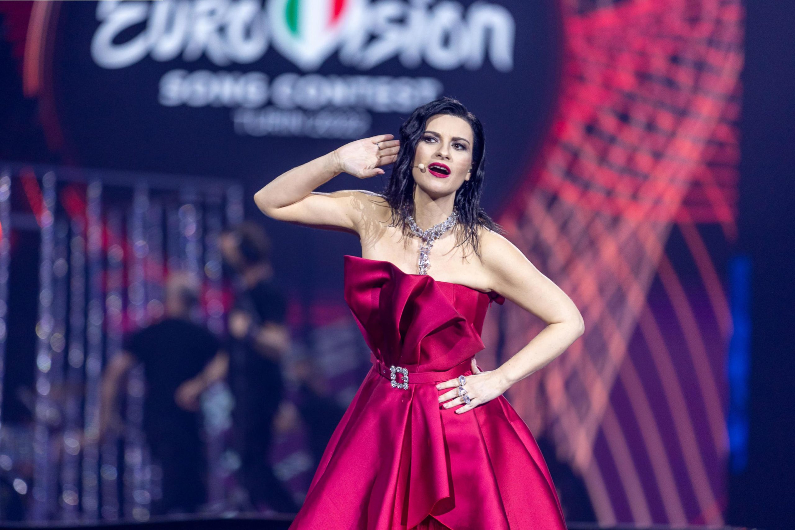 «Pausini fascista». L’ultima follia del politicamente corretto «Pausini fascista». L’ultima follia del politicamente corretto